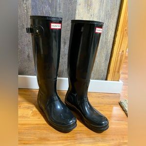Classic Women’s Hunter Rain boot, Size 8